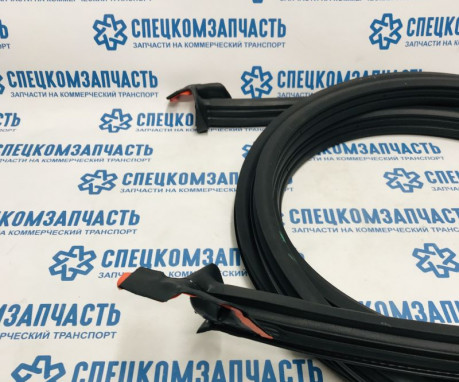 Молдинг задних дверей на Пежо Боксер - 1636940180