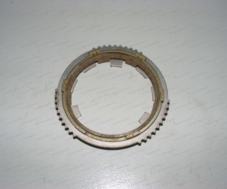 Кольцо синхронизатора 1-2 передачи на Форд Транзит - 1788446
