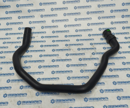 Патрубок охлаждения от отопителя к помпе на Форд Транзит - 1371211