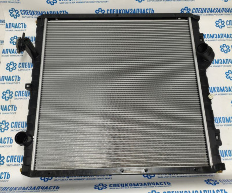 Радиатор охлаждения D4CC на Hyundai HD - 253015M400