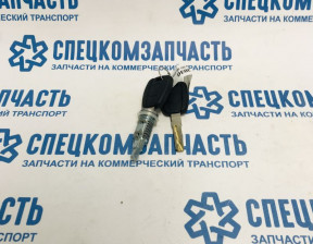 Личинка замка двери на Пежо Боксер - 5770Z13