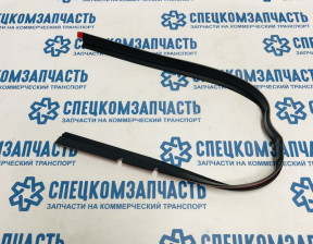 Уплотнитель двери боковой нижний на Hyundai HD - 821505H003