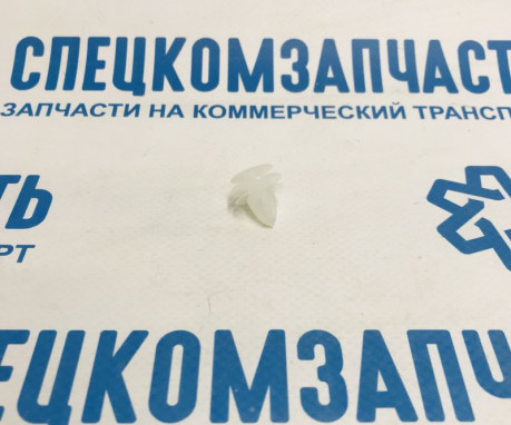 Клипса обшивки двери на Хендай Портер 1 - 8231943000