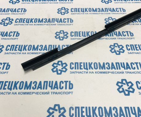 Направляющая планка стекла двери правой на Хендай Портер 1 - 8242343001