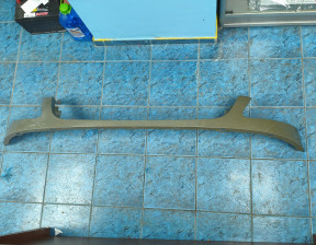 Панель решетки радиатора над бампером (усы) на Соллерс Атлант - 8400500R001E