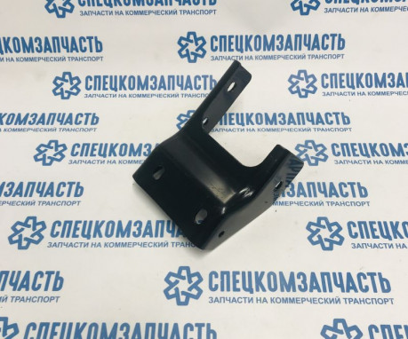 Кронштейн бампера переднего левый на Hyundai HD - 865135H002