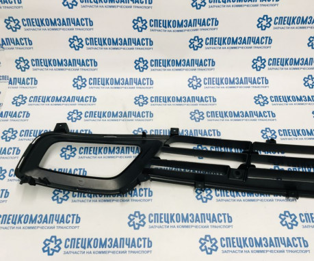 Решетка бампера переднего (квадратные ПТФ) на Хендай Портер 2 - 865614F500
