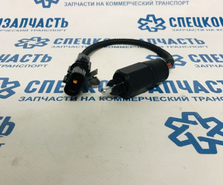 Датчик заднего хода на Hyundai HD - 9383045003