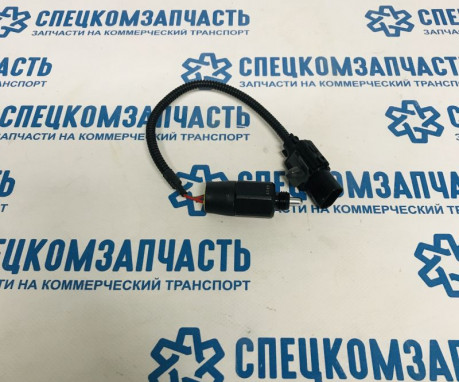 Датчик заднего хода на Hyundai HD - 9383045003