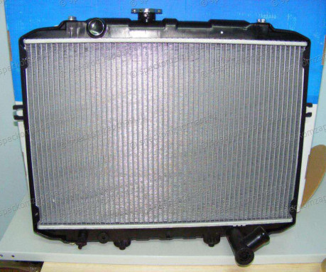 Радиатор охлаждения на Хендай Портер 1 - 253104B001