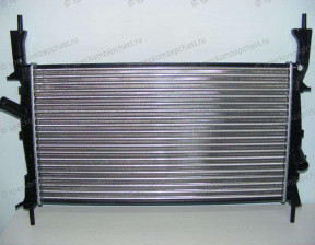 Радиатор охлаждения (длинный)(+/- кондиционер) на Форд Транзит - 1383317