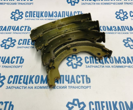 Колодки тормозные барабаные стояночного тормоза 22- на Sollers-Atlant - SKZ3507010R1040A